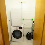 公寓 Gartenfewo Mit 2 Schlafzimmern Und 2 Wlan Homeofficeplaetzen Waschtrockner Sowie Smart-tv Und Kostenlose Parkplaetze *
