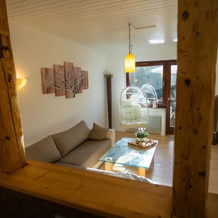 Gartenfewo Mit 2 Schlafzimmern Und 2 Wlan Homeofficeplaetzen Waschtrockner Sowie Smart-tv Und Kostenlose Parkplaetze Lejlighed *