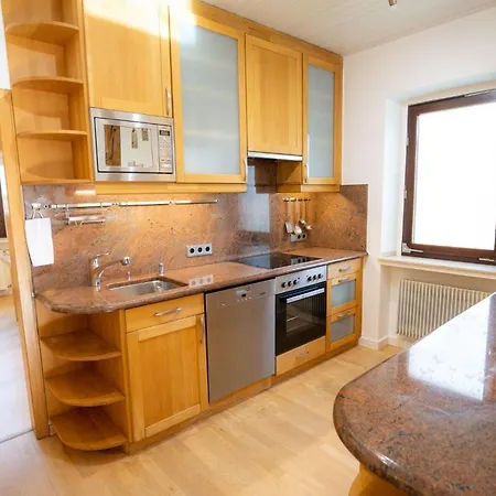 Gartenfewo Apartment *