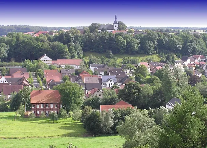 アパート Gartenfewo Mit 2 Schlafzimmern Und 2 Wlan Homeofficeplaetzen Waschtrockner Sowie Smart-tv Und Kostenlose Parkplaetze *